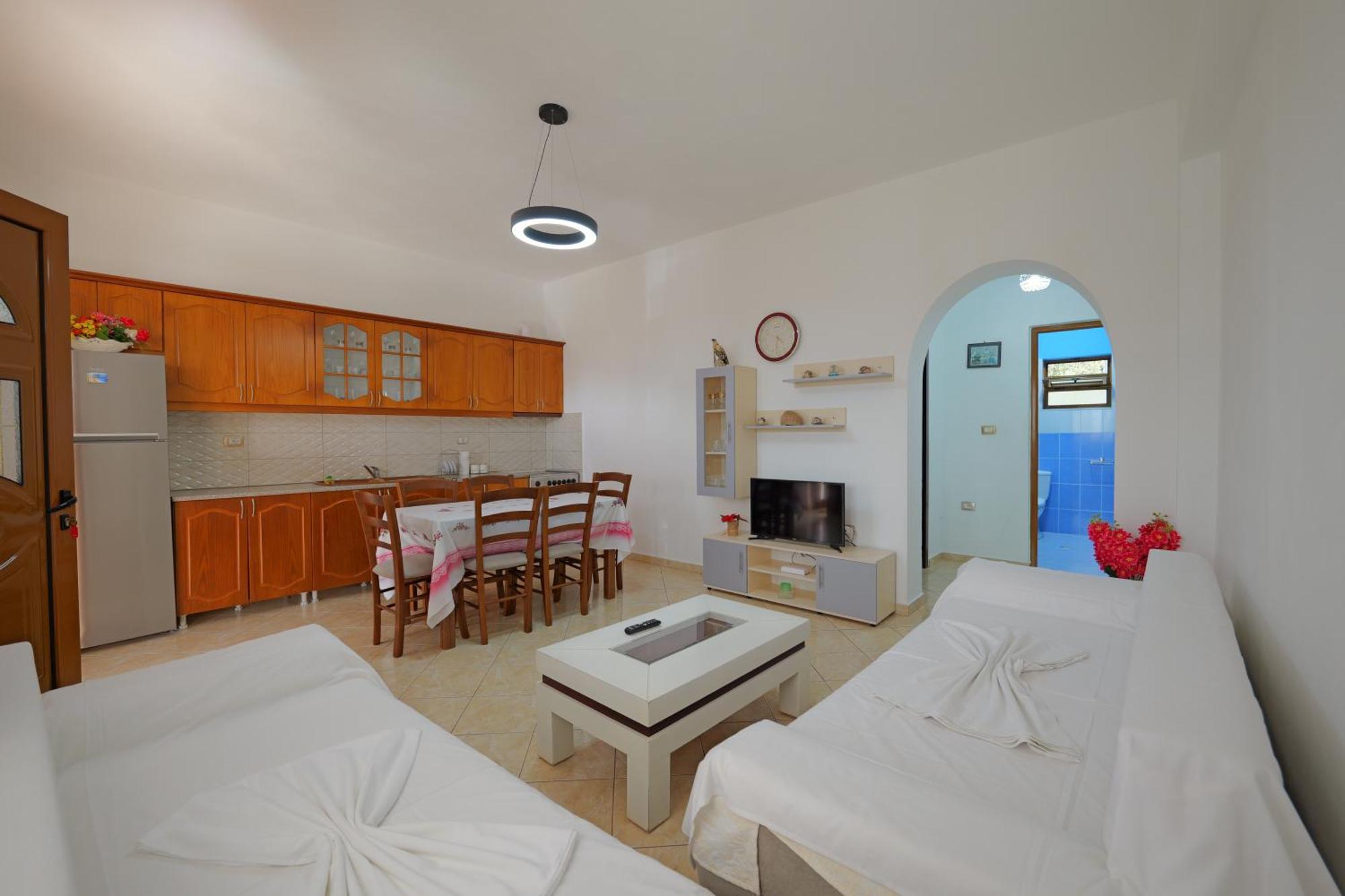 Brahimi Guest House Ksamil Esterno foto