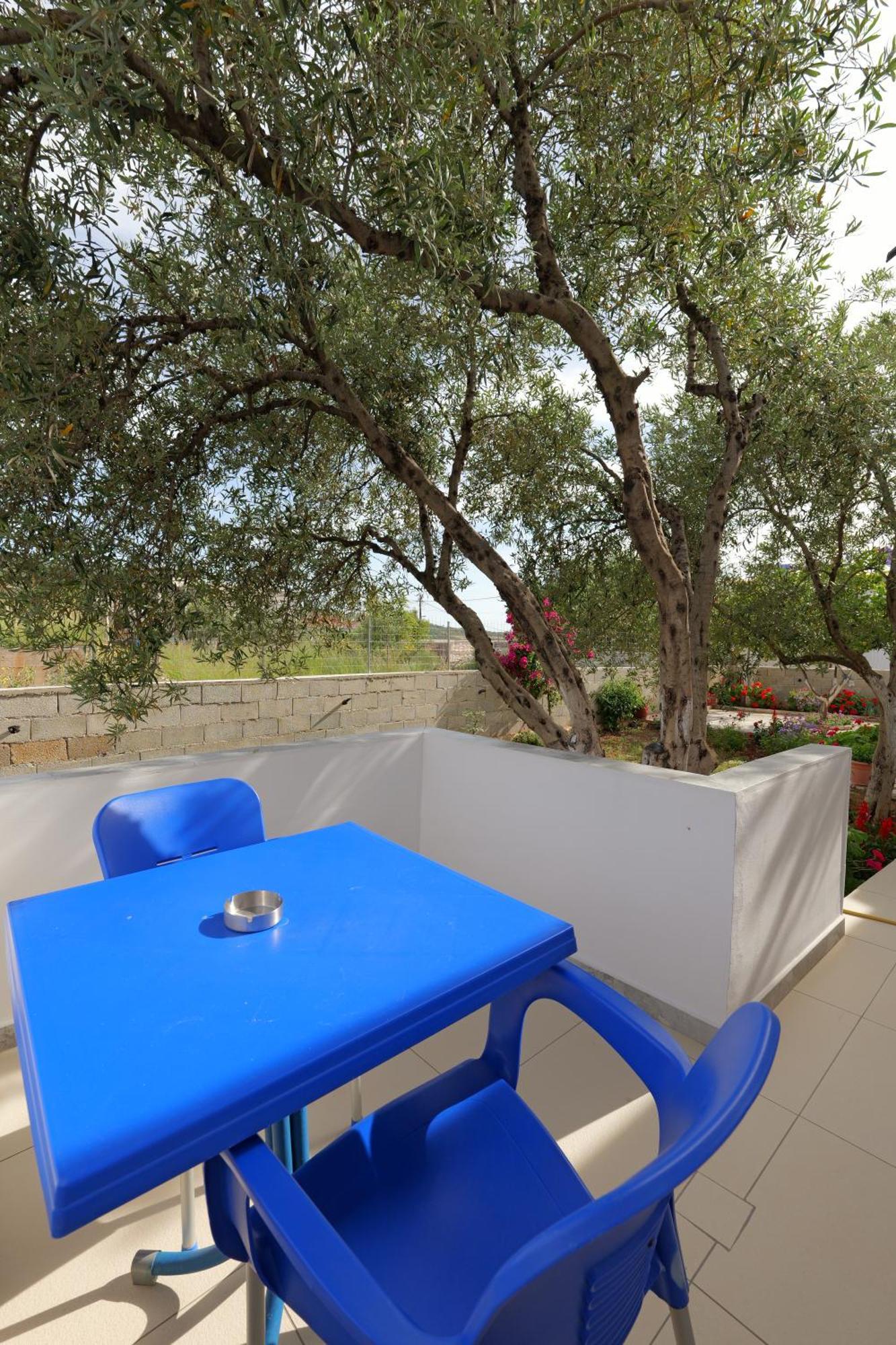 Brahimi Guest House Ksamil Esterno foto