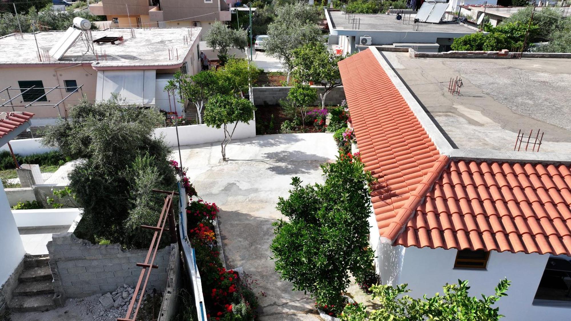 Brahimi Guest House Ksamil Esterno foto