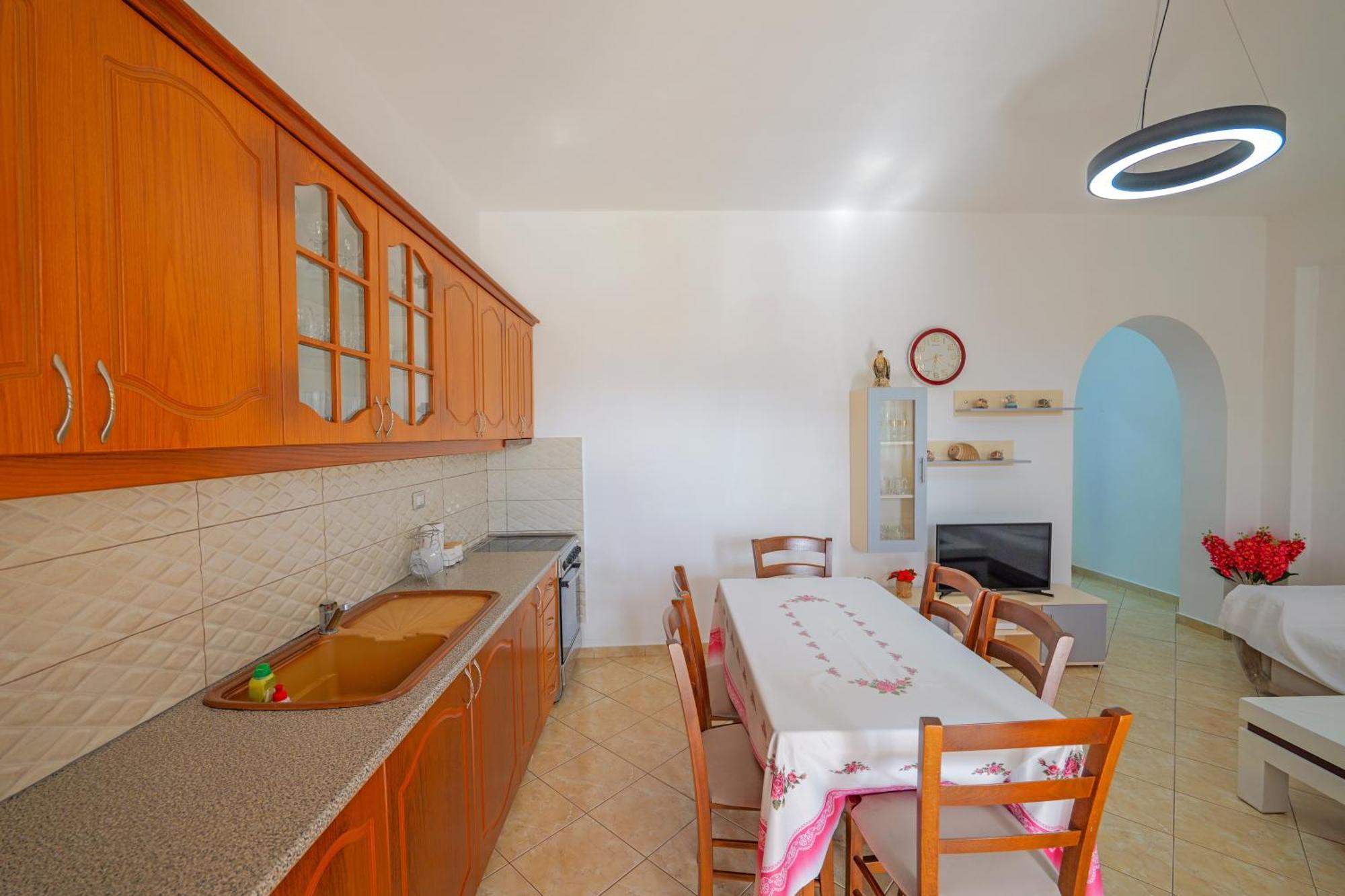 Brahimi Guest House Ksamil Esterno foto